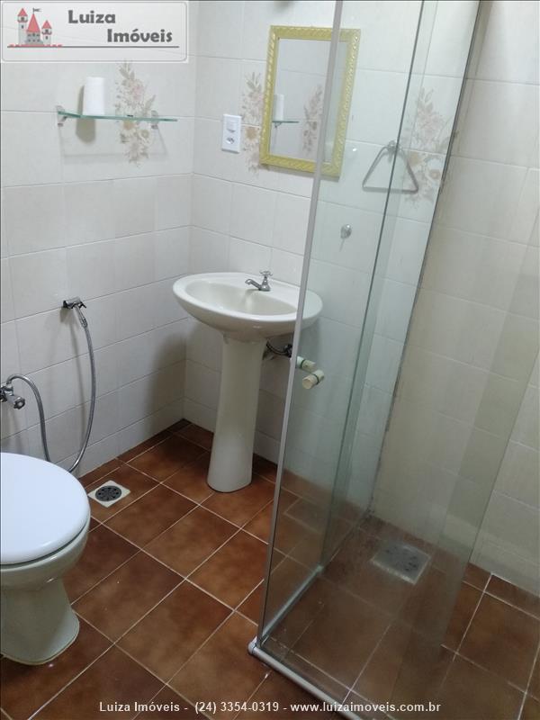 Apartamento para Alugar no Comercial em Resende