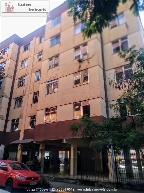 Apartamento para Alugar no Comercial em Resende